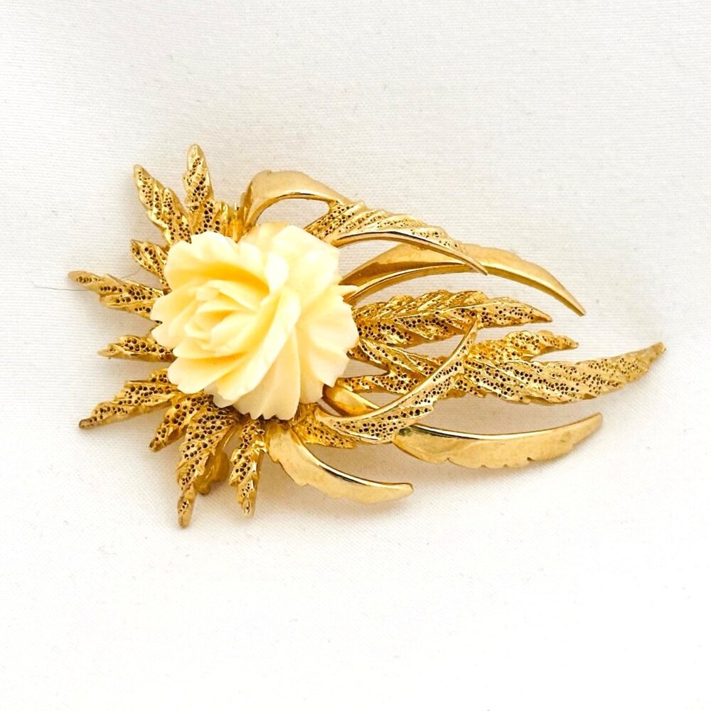 Polcini Ledo Signed Elegant Vintage Brooch w/Celluloid Flower